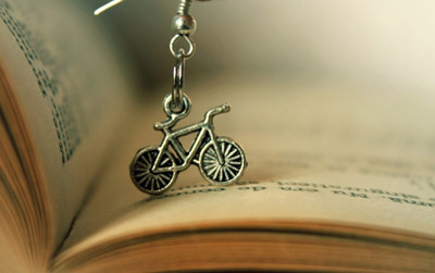 bisiklet kullanmayı kitaptan öğrenmek